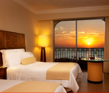 Deluxe Sunset Lagoon View, 2 double