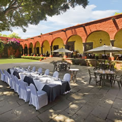Hotel Fiesta Americana Hacienda Galindo Hotel Restaurantes y bares Carousel