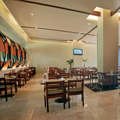 Hotel Fiesta Inn Cuautitlan Overview Carousel