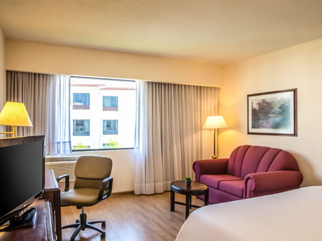 Hotel Fiesta Inn Monterrey La Fe Aeropuerto Superior Room, 1 king Room