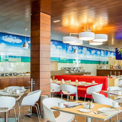 Hotel Fiesta Inn Playa Del Carmen Overview Restaurant La Isla