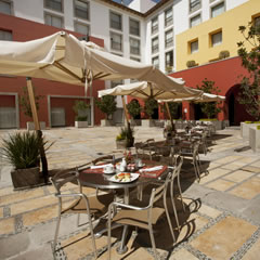 Hotel Fiesta Inn Villahermosa Cencali overview Restaurant La Isla